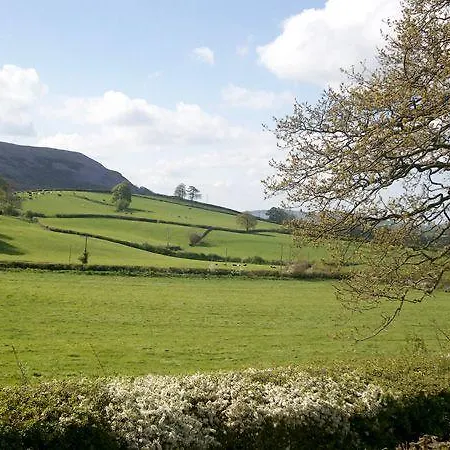 Etland House